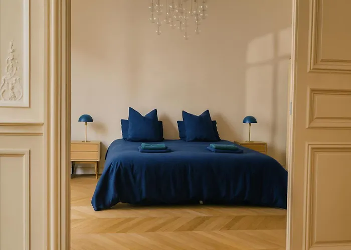 Palais Avenue Des Champs-elysees Appartement Parijs