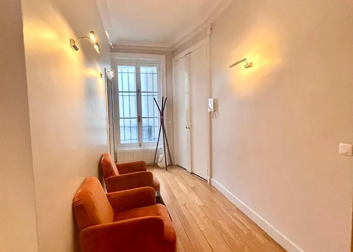 Palais Avenue Des Champs-elysees パリ